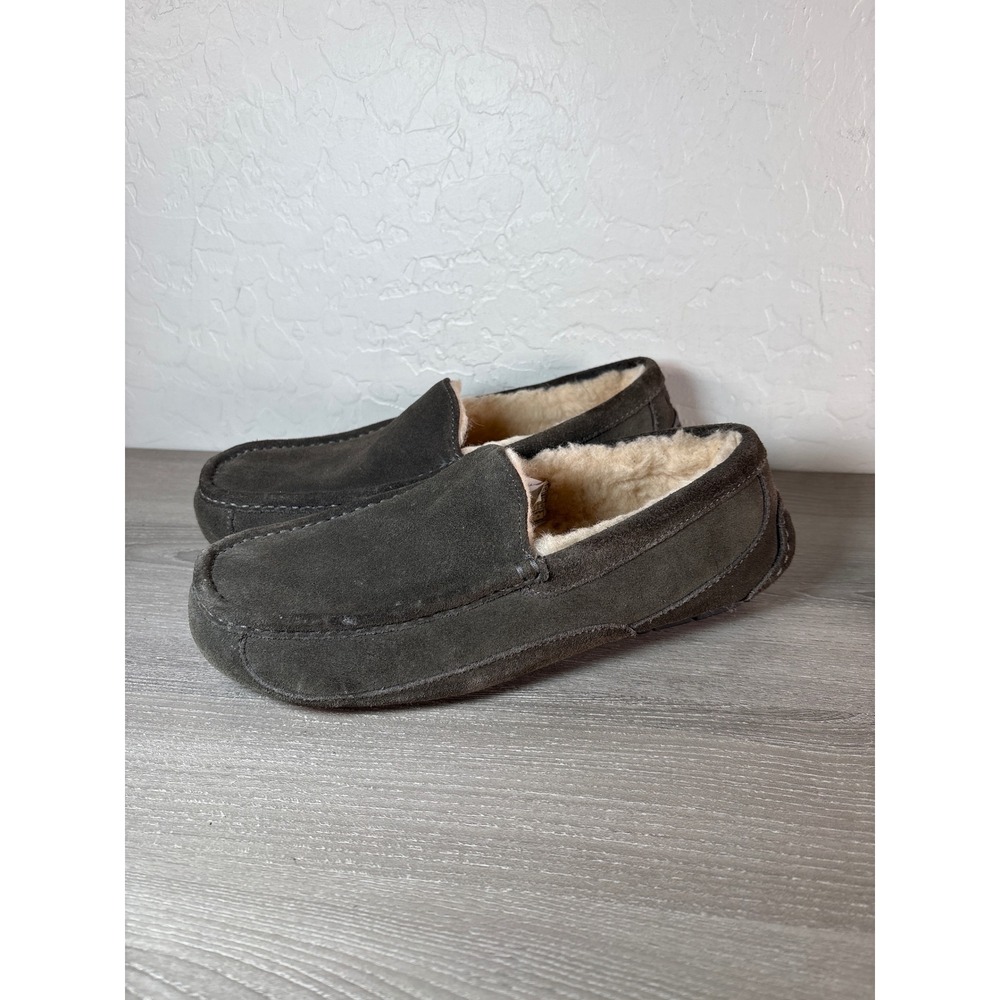 UGG Ascot Mens Slippers Loafer Size‎ 10 Gray Suede Sheepskin Slip On